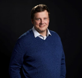Robert Weggaesser headshot
